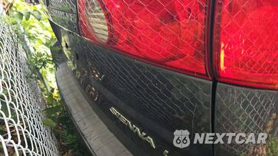 2008 Toyota Sienna LE Minivan 7-Passenger 119.3" WB - zdjęcie 30 z 33 - miniatura