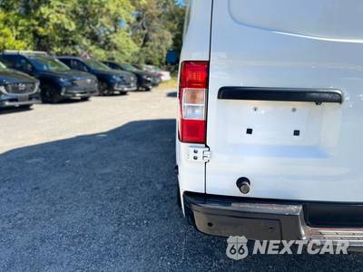 2019 Nissan NV2500 HD Cargo SV High Roof 146.1" WB - zdjęcie 30 z 42 - miniatura