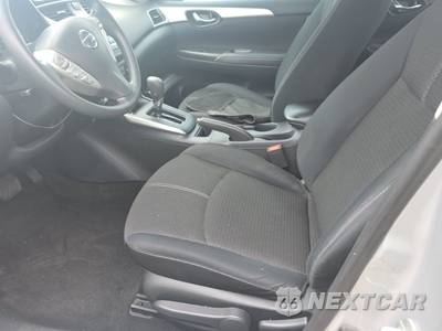 2017 Nissan Sentra S - zdjęcie 7 z 31 - miniatura