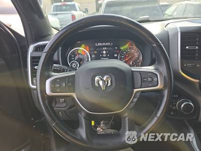 2023 Ram 1500 Big Horn Crew Cab Short Bed - zdjęcie 10 z 23 - miniatura