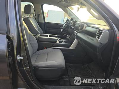 2024 Toyota Tundra SR5 Crew Cab Short Bed - zdjęcie 8 z 21 - miniatura
