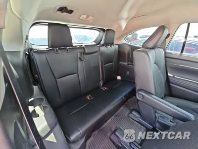 2021 Toyota Highlander XLE - zdjęcie 14 z 20 - miniatura
