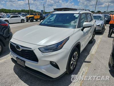 2021 Toyota Highlander XLE - zdjęcie 1 z 20 - miniatura