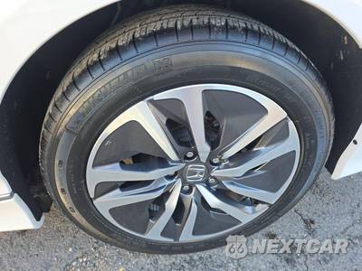 2022 Honda Accord Hybrid EX-L - zdjęcie 11 z 22 - miniatura