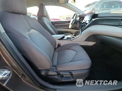 2024 Toyota Camry LE - zdjęcie 8 z 37 - miniatura