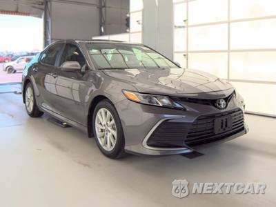2024 Toyota Camry LE - zdjęcie 3 z 37 - miniatura