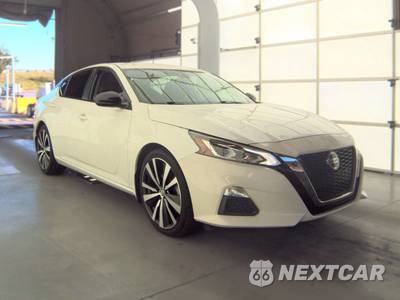 2020 Nissan Altima SR - zdjęcie 3 z 29 - miniatura