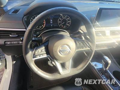 2020 Nissan Altima SR - zdjęcie 10 z 29 - miniatura
