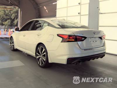 2020 Nissan Altima SR - zdjęcie 6 z 29 - miniatura