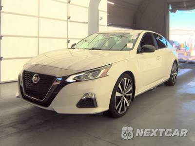 2020 Nissan Altima SR - zdjęcie 1 z 29 - miniatura