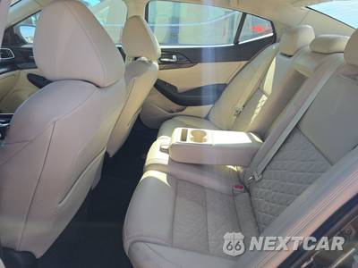 2016 Nissan Maxima 3.5 Platinum - zdjęcie 13 z 21 - miniatura