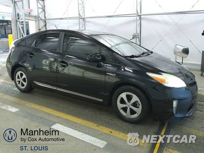 2014 Toyota Prius Three - zdjęcie 3 z 53 - miniatura