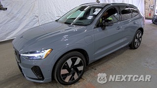 2024 Volvo XC60 Recharge Plug-In Hybrid T8 Ultimate Dark Theme