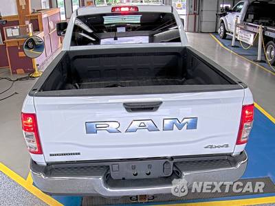 2024 Ram 2500 Big Horn Crew Cab Medium Bed - zdjęcie 5 z 29 - miniatura