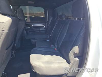 2025 Ram 2500 Big Horn Crew Cab Medium Bed - zdjęcie 7 z 29 - miniatura