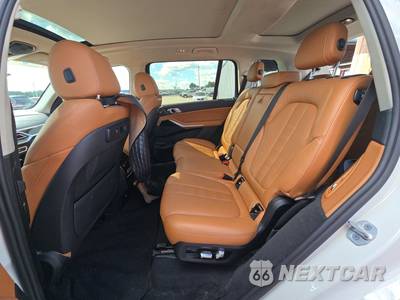 2021 BMW X7 Sports Activity Vehicle xDrive40i - zdjęcie 13 z 31 - miniatura