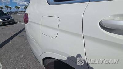 2021 BMW X7 Sports Activity Vehicle xDrive40i - zdjęcie 23 z 31 - miniatura