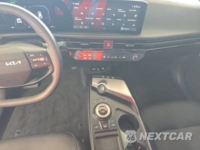 2025 Kia EV6 Light Long Range - zdjęcie 11 z 30 - miniatura