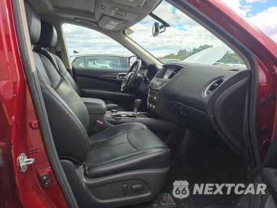2017 Nissan Pathfinder Platinum - zdjęcie 8 z 28 - miniatura