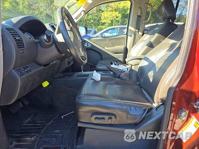 2016 Nissan Frontier PRO-4X Crew Cab Medium Bed - zdjęcie 7 z 38 - miniatura