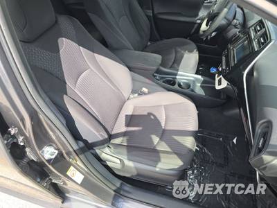 2017 Toyota Prius Two - zdjęcie 8 z 39 - miniatura