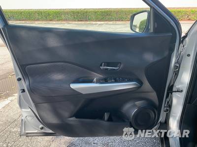 2018 Nissan Kicks SV - zdjęcie 14 z 52 - miniatura