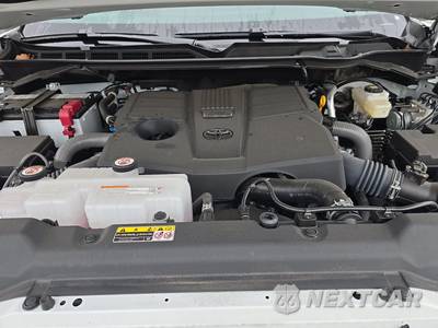 2026 Toyota Tundra SR5 Crew Cab Short Bed - zdjęcie 15 z 29 - miniatura