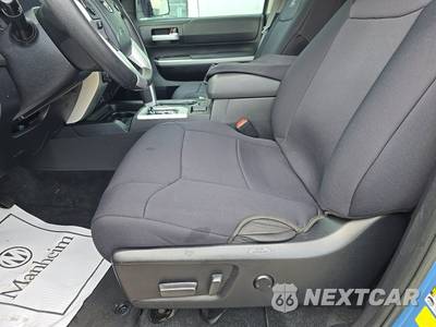 2020 Toyota Tundra SR5 Crew Cab Short Bed - zdjęcie 7 z 20 - miniatura