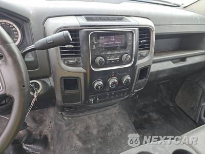 2015 Ram 3500 Cab Chassis Tradesman Regular Cab DRW - zdjęcie 11 z 31 - miniatura