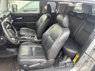 2008 Toyota FJ Cruiser w/Rear Doors - zdjęcie 25 z 27 - miniatura