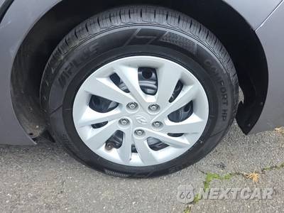 2018 Hyundai Elantra SE Sedan - zdjęcie 11 z 28 - miniatura