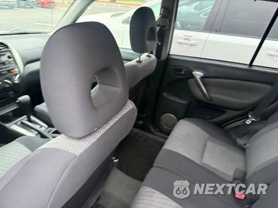 2005 Toyota RAV4 - zdjęcie 12 z 29 - miniatura