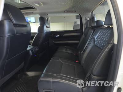 2020 Toyota Tundra Platinum Crew Cab Short Bed - zdjęcie 10 z 16 - miniatura