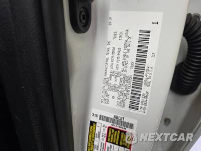 2020 Toyota Tundra Platinum Crew Cab Short Bed - zdjęcie 11 z 16 - miniatura