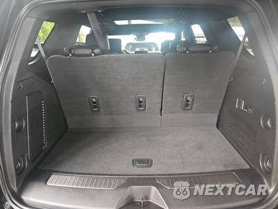 2023 Chevrolet Tahoe High Country 3LZ - zdjęcie 17 z 39 - miniatura