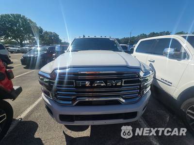2026 Ram 3500 Laramie Crew Cab Long Bed DRW - zdjęcie 2 z 22 - miniatura
