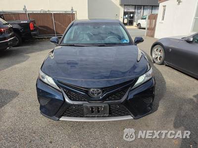 2018 Toyota Camry XSE - zdjęcie 2 z 27 - miniatura