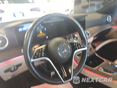 2023 Mercedes-Benz E 350 4MATIC Sedan - zdjęcie 10 z 19 - miniatura