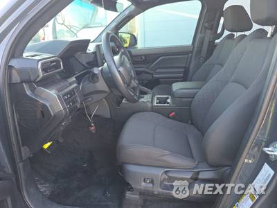 2026 Toyota Tacoma TRD Sport Crew Cab Medium Bed - zdjęcie 7 z 22 - miniatura