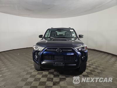 2021 Toyota 4Runner Venture - zdjęcie 2 z 25 - miniatura