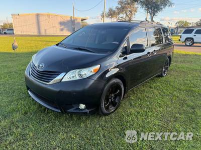 2011 Toyota Sienna LE 8-Passenger 119.3" WB - zdjęcie 1 z 19 - miniatura