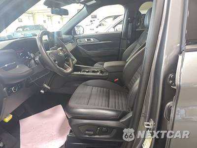 2025 Ford Explorer ST-Line - zdjęcie 7 z 19 - miniatura