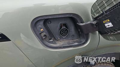 2024 Kia Sportage Plug-In Hybrid X-Line - zdjęcie 18 z 28 - miniatura