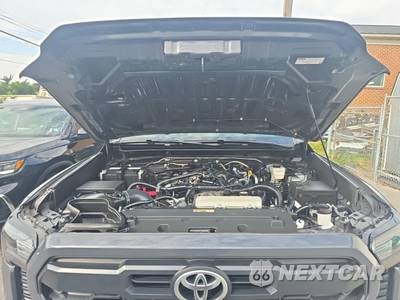 2025 Toyota Tacoma TRD Off-Road Crew Cab Medium Bed - zdjęcie 18 z 21 - miniatura