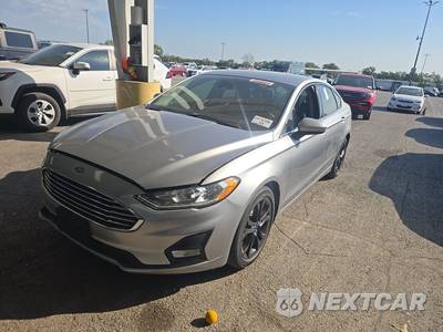 2020 Ford Fusion SE - zdjęcie 1 z 20 - miniatura