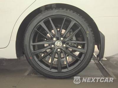 2024 Toyota Camry XSE - zdjęcie 12 z 31 - miniatura