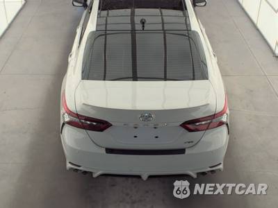 2024 Toyota Camry XSE - zdjęcie 6 z 31 - miniatura