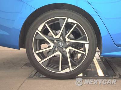 2025 Nissan Sentra SR - zdjęcie 11 z 33 - miniatura