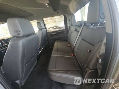 2025 GMC Sierra 2500HD SLT Crew Cab Medium Bed 4SA - zdjęcie 13 z 20 - miniatura