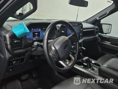2024 Ford F-150 XLT Crew Cab Short Bed - zdjęcie 6 z 17 - miniatura
